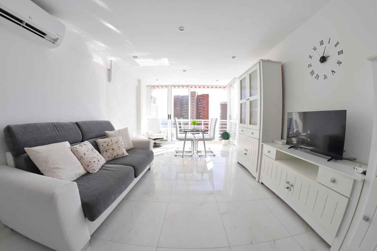 Los Caballos Vip Playa Levante Benidorm Ngoại thất bức ảnh
