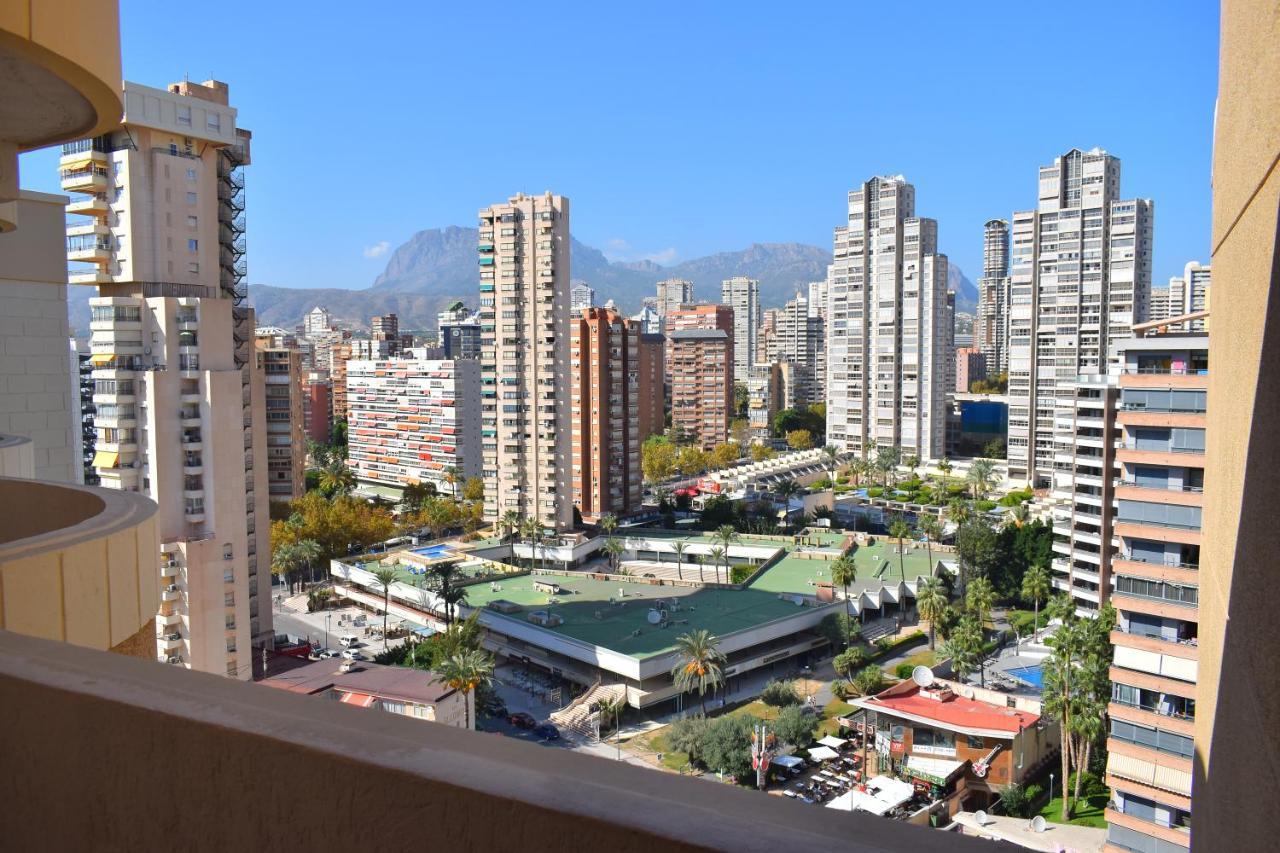 Los Caballos Vip Playa Levante Benidorm Ngoại thất bức ảnh