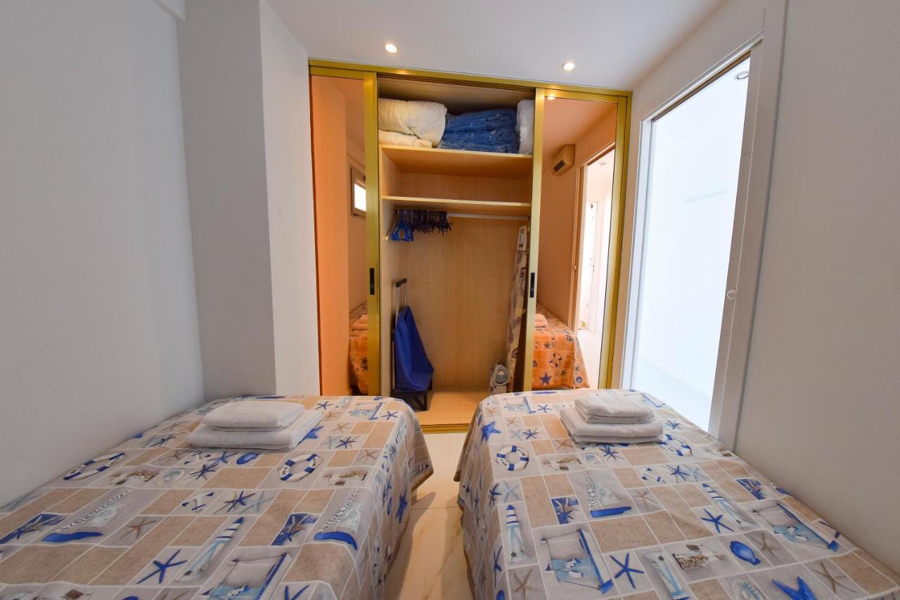 Los Caballos Vip Playa Levante Benidorm Ngoại thất bức ảnh